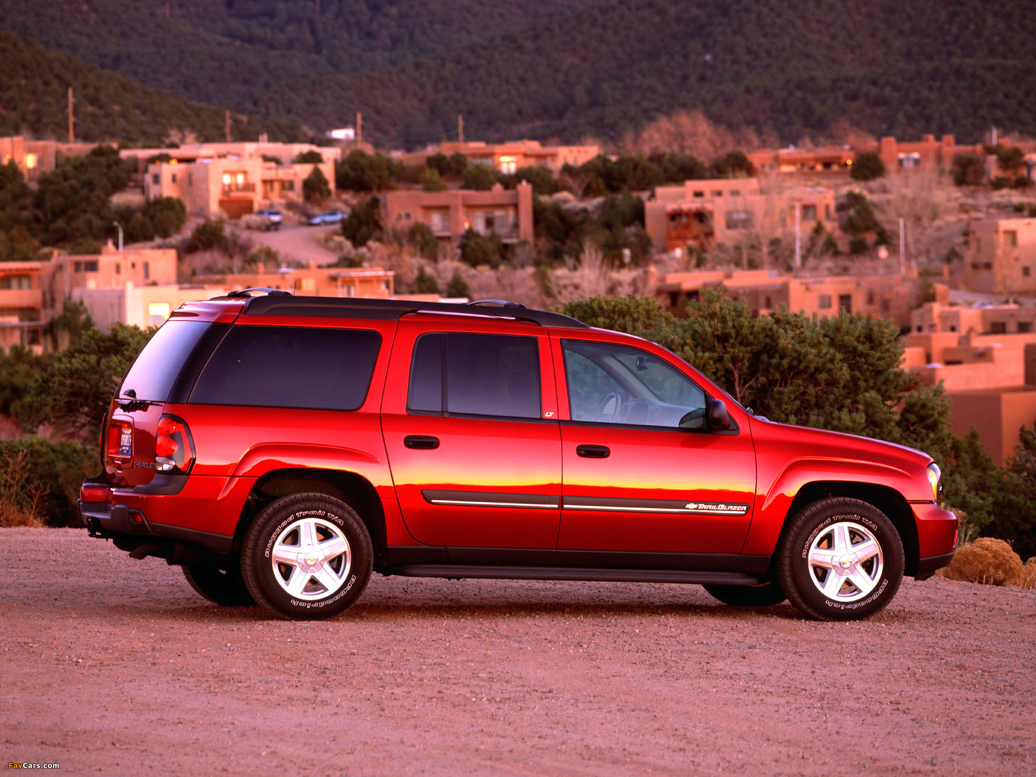 Chevrolet TrailBlazer EXT 2002–05 photos (2048 x 1536)