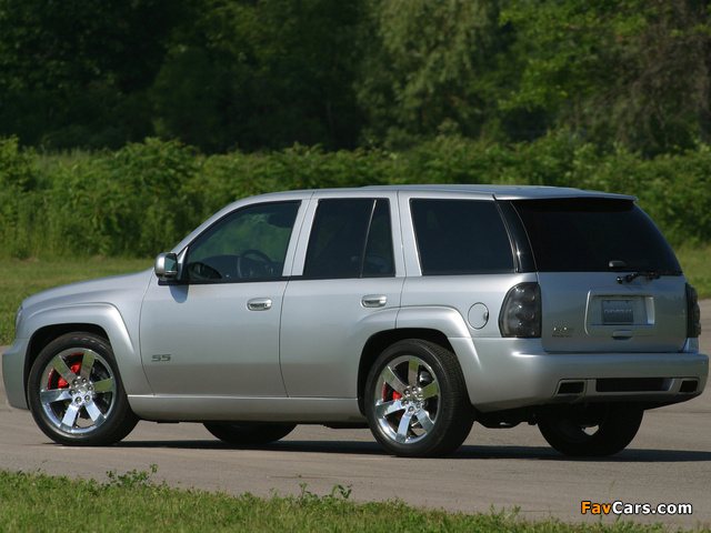 Chevrolet TrailBlazer SS Concept 2002 wallpapers (640 x 480)