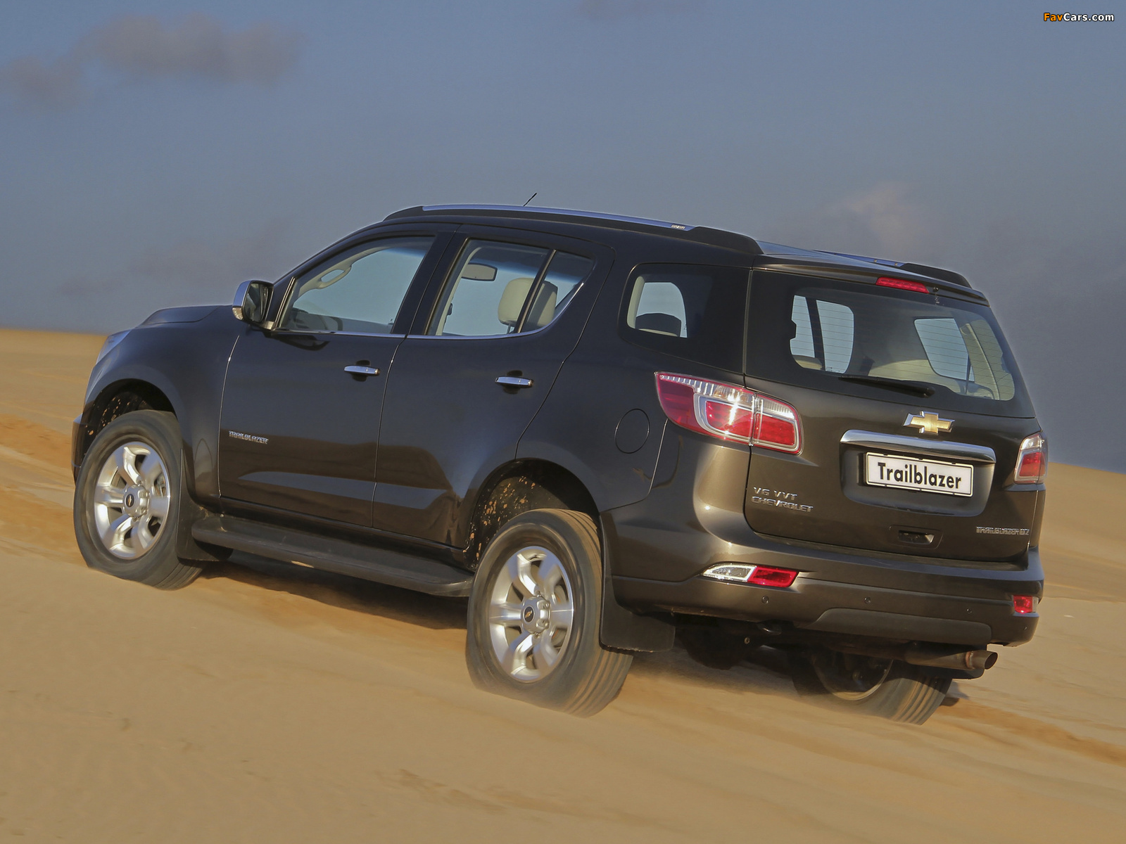 Chevrolet TrailBlazer ZA-spec 2012 pictures (1600 x 1200)