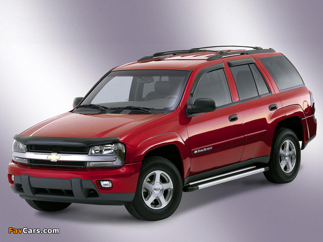 Images of Chevrolet TrailBlazer 2001–05 (640 x 480)