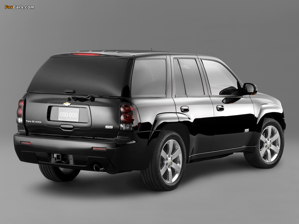 Images of Chevrolet TrailBlazer SS 2006–09 (1024 x 768)