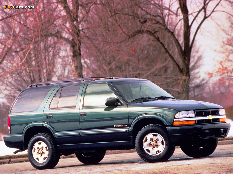 Photos of Chevrolet TrailBlazer 1999–2001 (800 x 600)