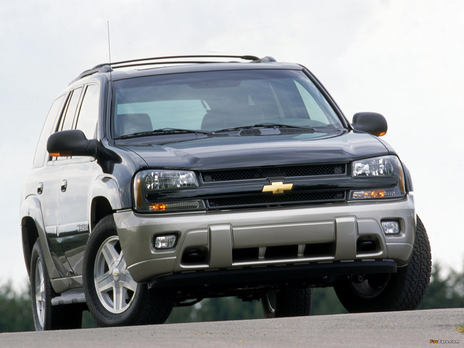 Photos of Chevrolet TrailBlazer 2001–05 (1600 x 1200)