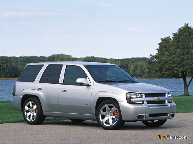 Pictures of Chevrolet TrailBlazer SS Concept 2002 (640 x 480)