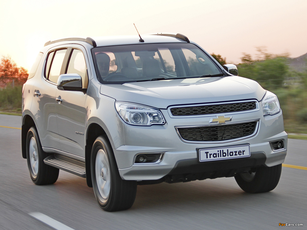 Pictures of Chevrolet TrailBlazer ZA-spec 2012 (1280 x 960)