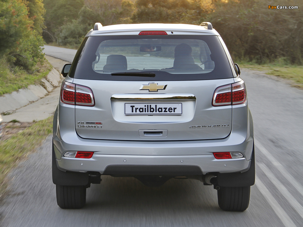 Pictures of Chevrolet TrailBlazer ZA-spec 2012 (1024 x 768)