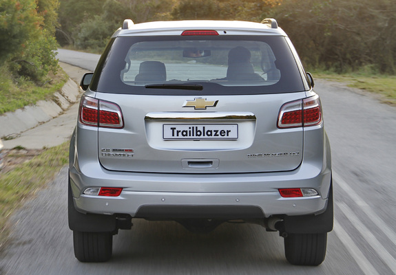 Pictures of Chevrolet TrailBlazer ZA-spec 2012