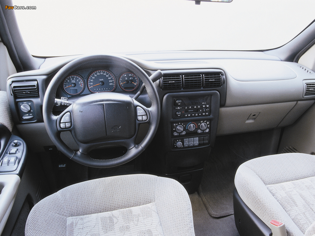 Chevrolet Trans Sport 1997–2005 images (1024 x 768)