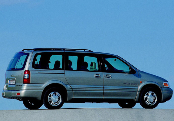 Pictures of Chevrolet Trans Sport 1997–2005