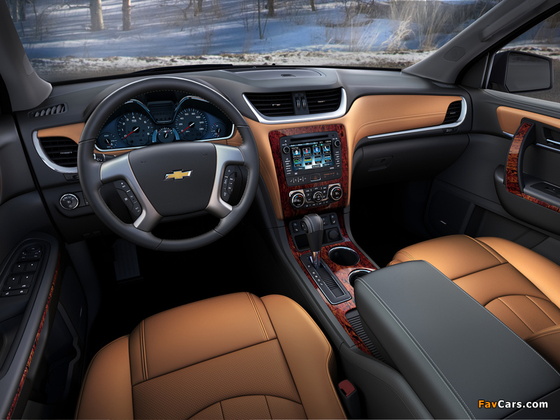 Chevrolet Traverse LTZ 2012 pictures (800 x 600)