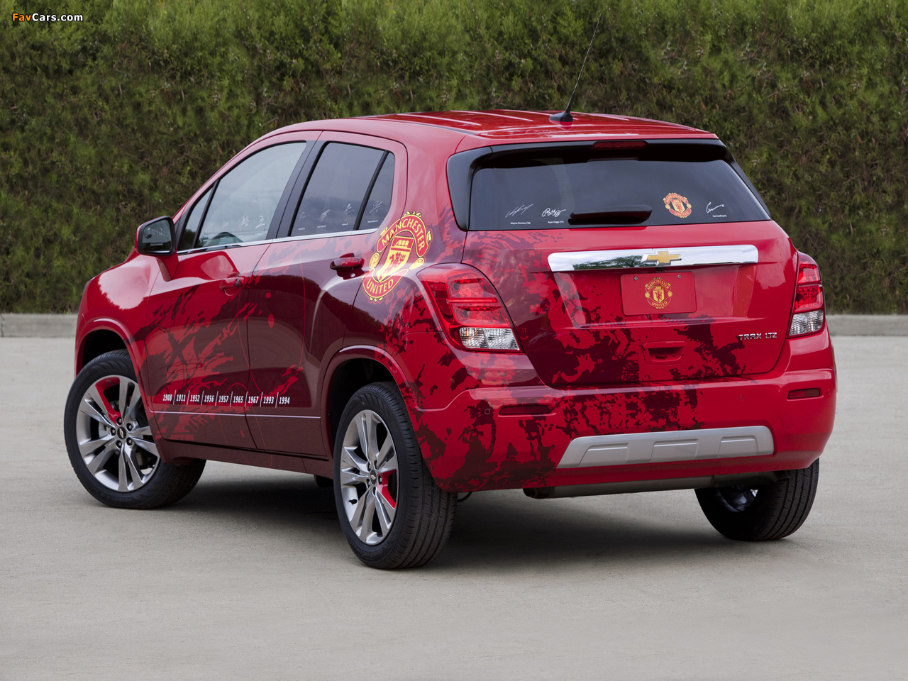 Chevrolet Trax Manchester United 2012 pictures (1280 x 960)