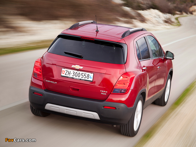 Chevrolet Trax 2012 wallpapers (640 x 480)