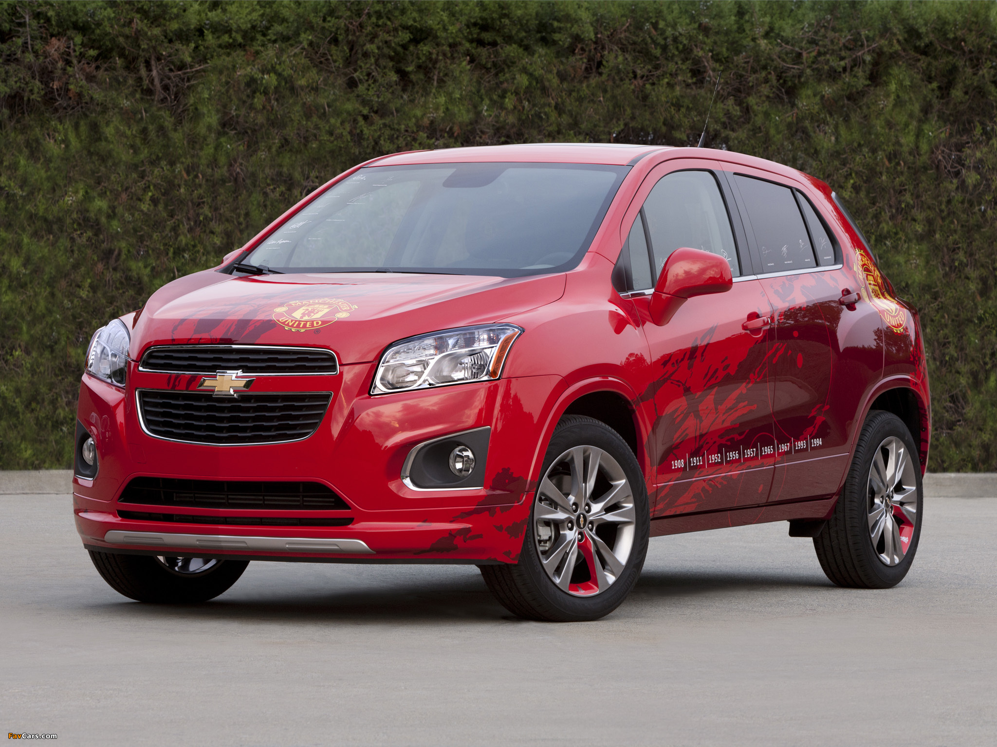 Chevrolet Trax Manchester United 2012 wallpapers (2048 x 1536)