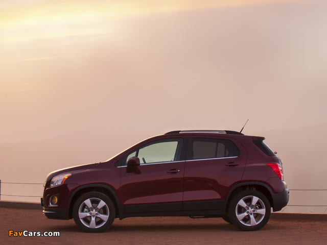 Chevrolet Trax CA-spec 2012 wallpapers (640 x 480)