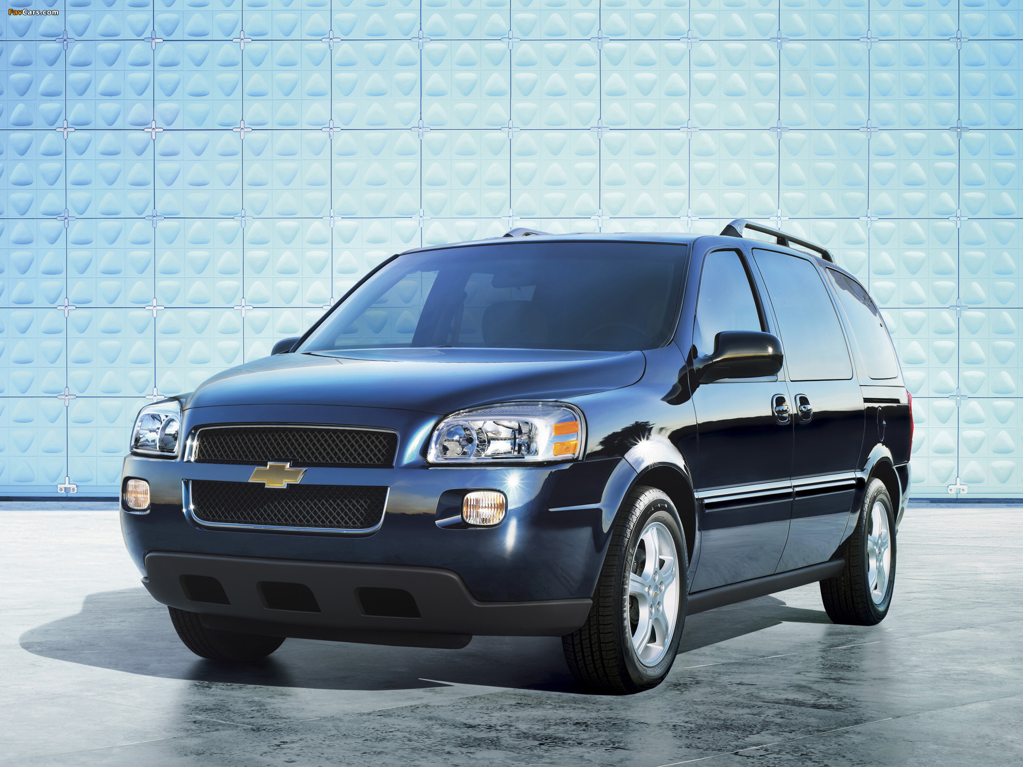 Chevrolet Uplander 2005–08 images (2048 x 1536)