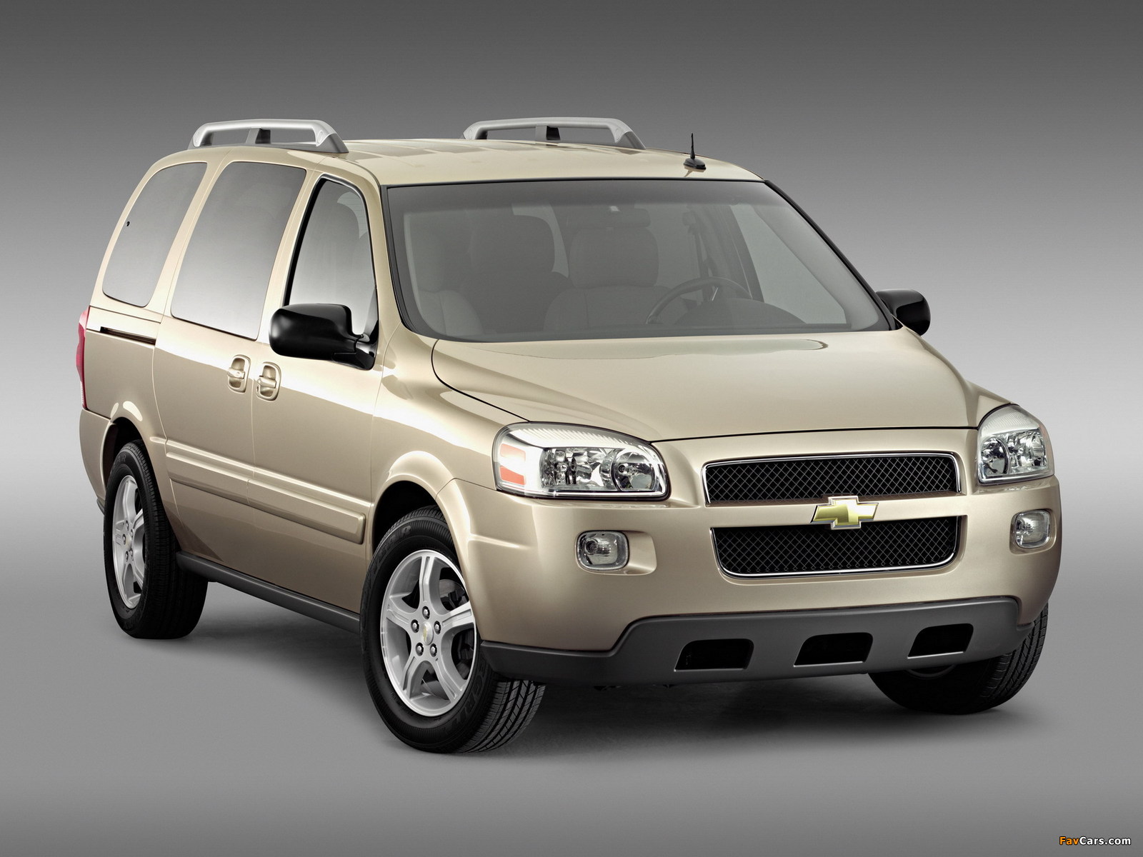 Images of Chevrolet Uplander 2005–08 (1600 x 1200)