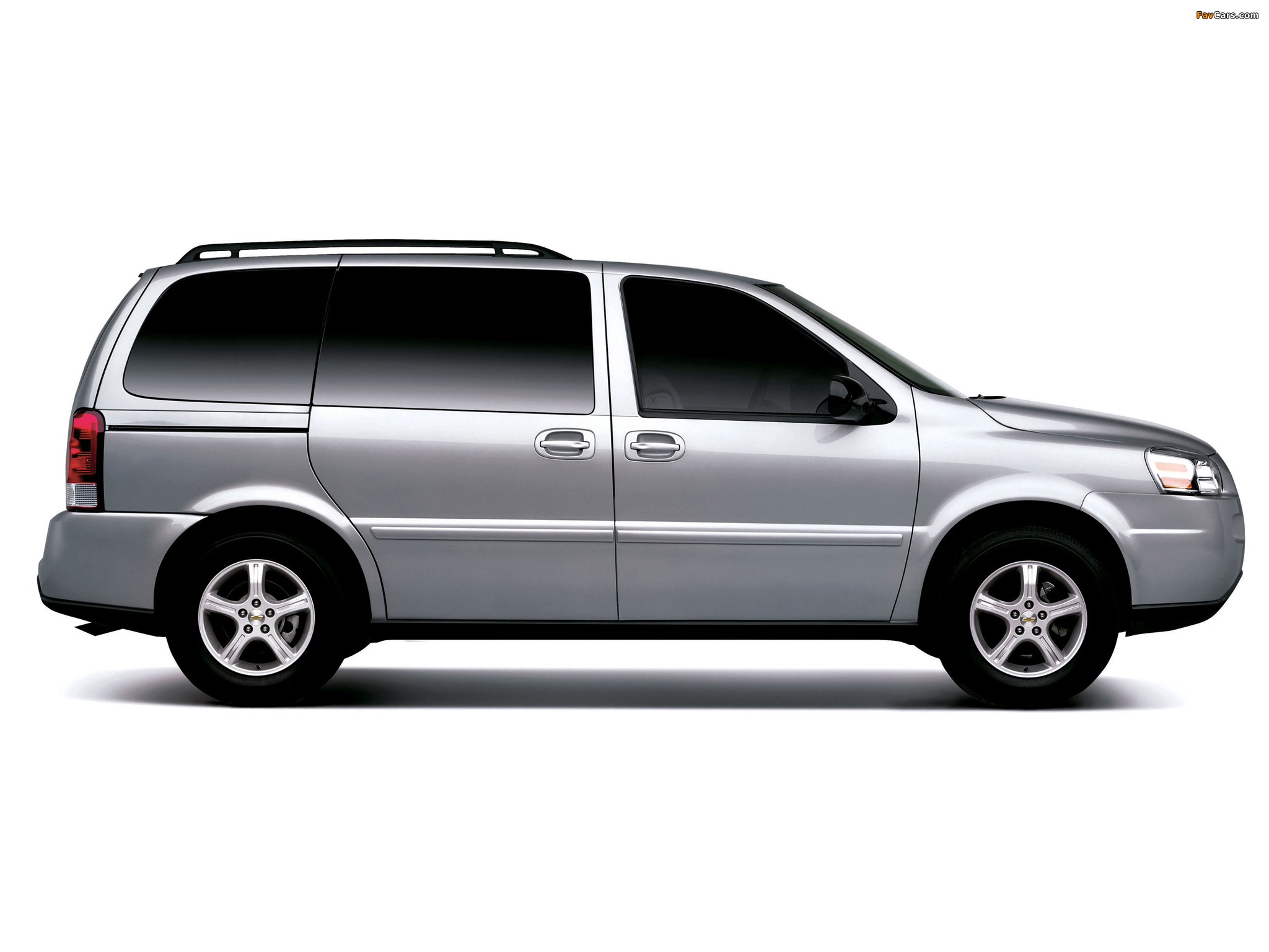 Images of Chevrolet Uplander SWB 2005–08 (2048 x 1536)