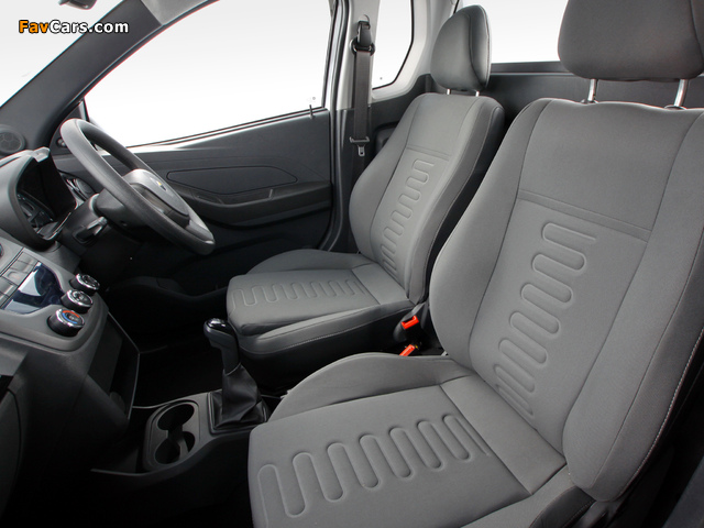 Chevrolet Utility 2011 photos (640 x 480)