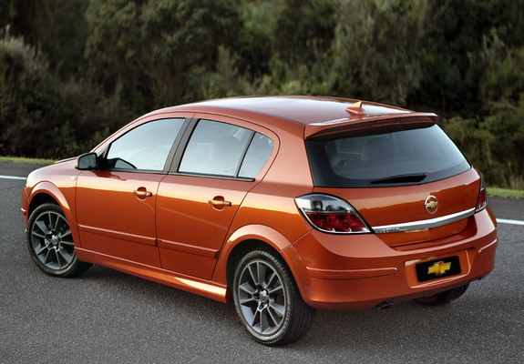 Images of Chevrolet Vectra GT 2007–09