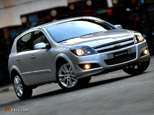 Pictures of Chevrolet Vectra GT 2009–11 (640 x 480)