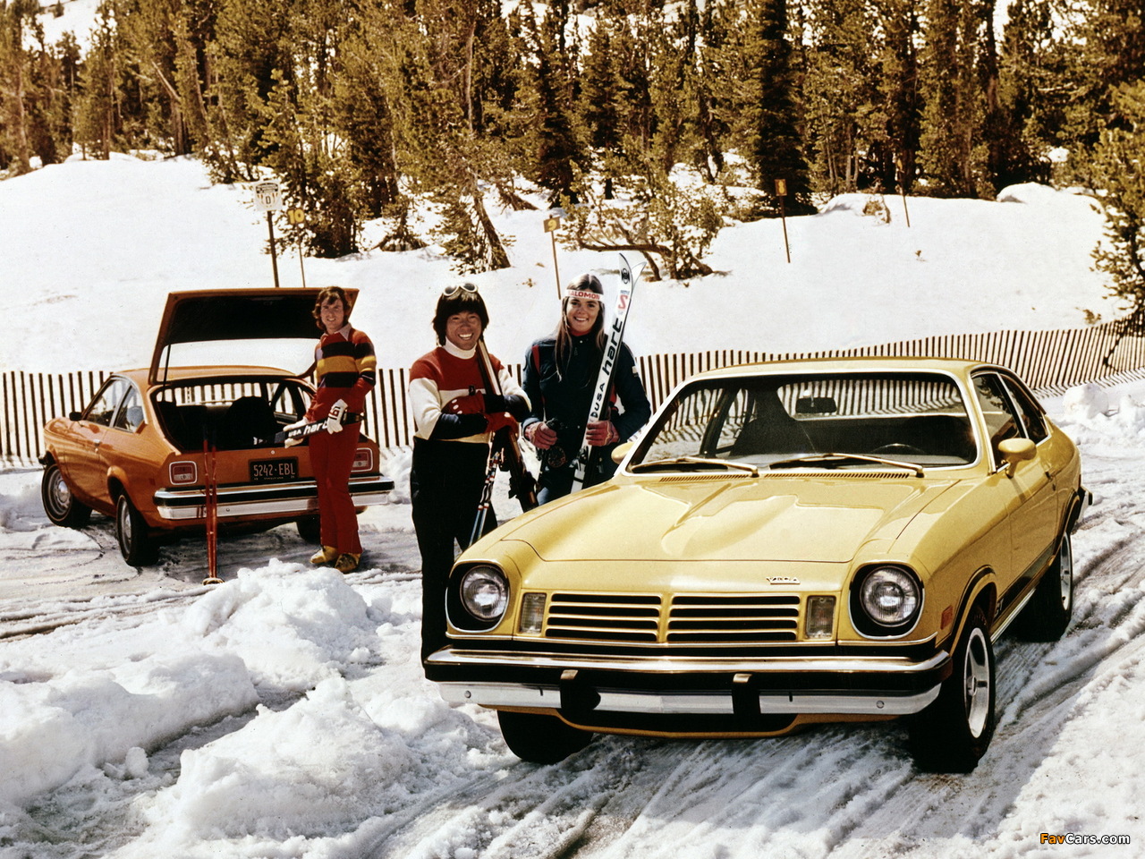 Photos of Chevrolet Vega GT Hatchback Coupe 1975 (1280 x 960)