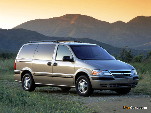 Chevrolet Venture 2001–05 images (640 x 480)