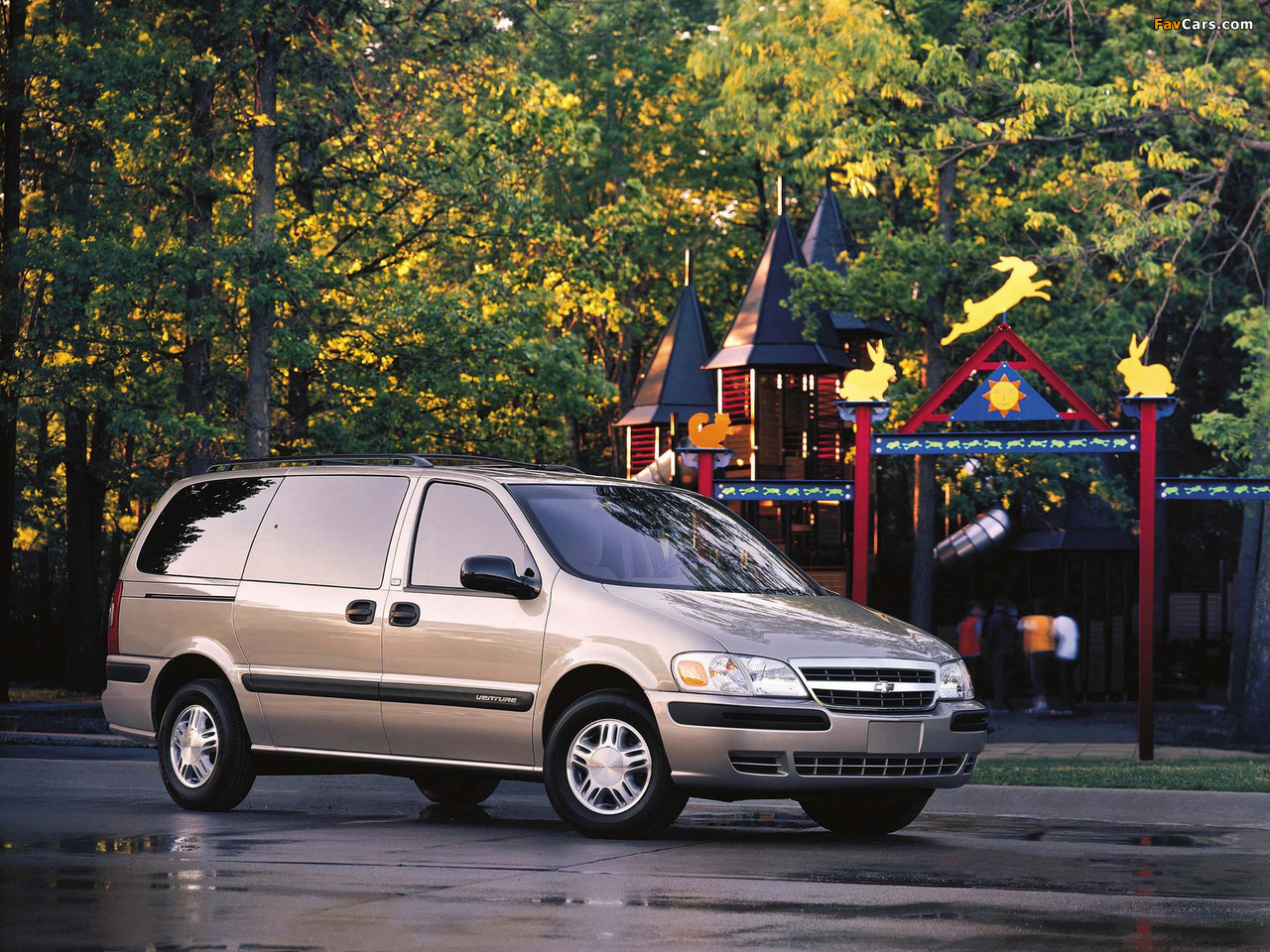 Photos of Chevrolet Venture 2001–05 (1280 x 960)