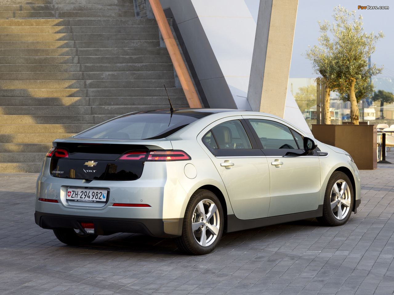 Chevrolet Volt EU-spec 2011 pictures (1280 x 960)