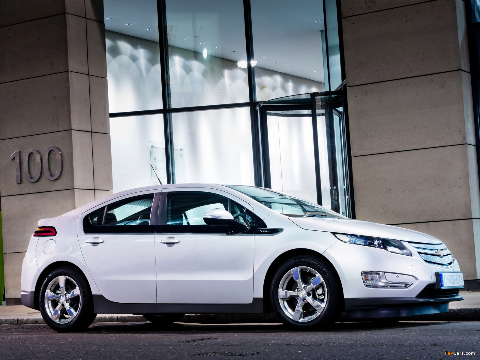 Chevrolet Volt UK-spec 2012 pictures (1600 x 1200)