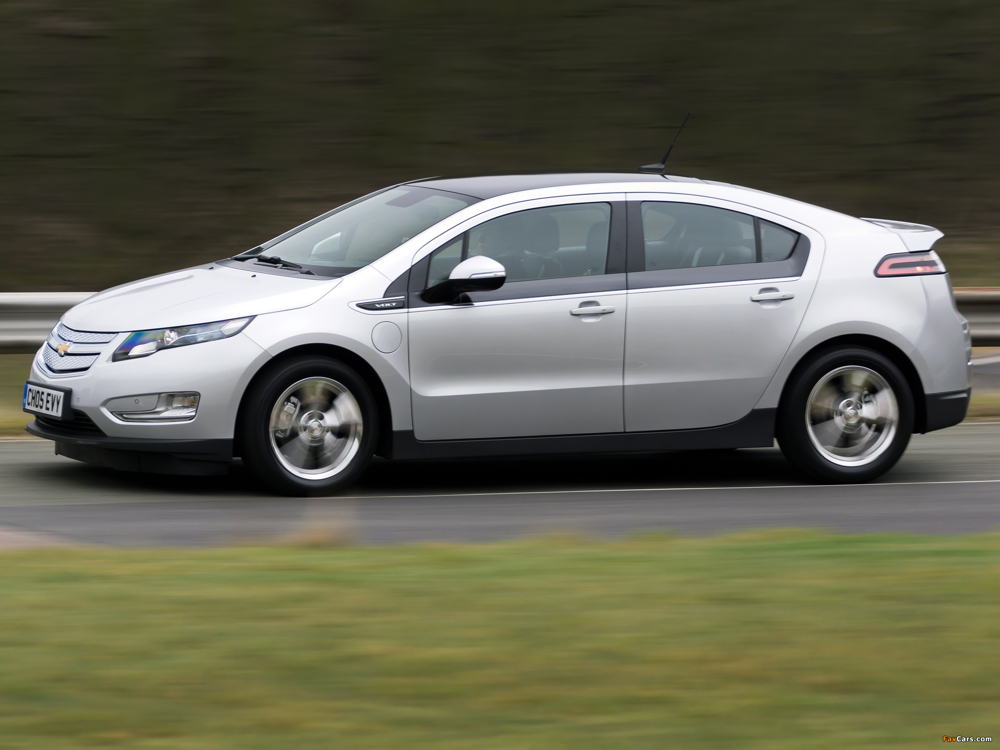 Photos of Chevrolet Volt UK-spec 2012 (2048 x 1536)