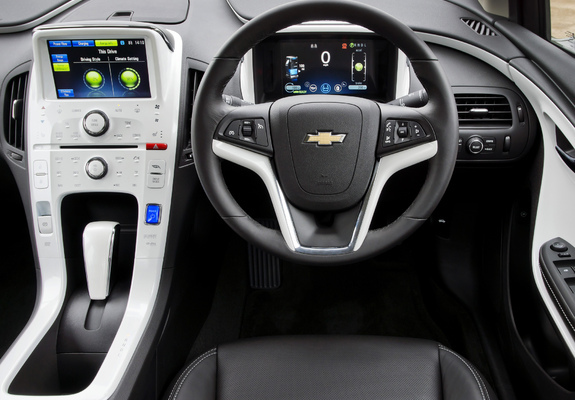 Photos of Chevrolet Volt UK-spec 2012