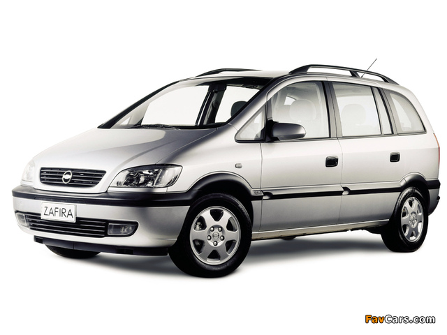 Chevrolet Zafira (A) 2001–02 photos (640 x 480)