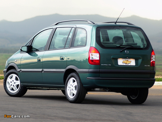 Chevrolet Zafira (A) 2002–04 pictures (640 x 480)