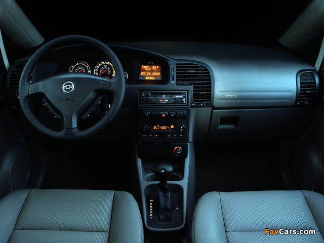 Chevrolet Zafira (A) 2004–12 images (640 x 480)