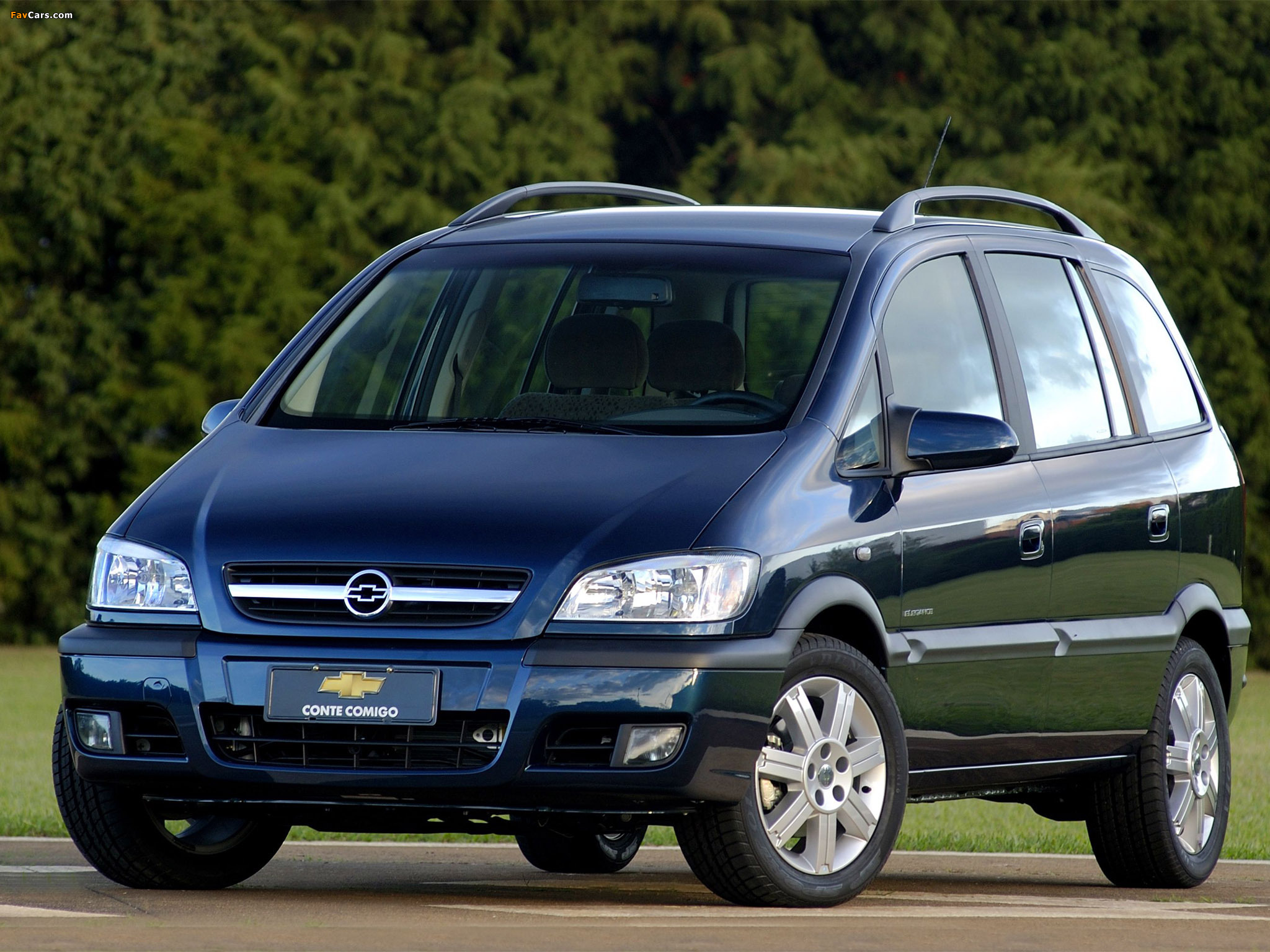 Chevrolet Zafira (A) 2004–12 images (2048 x 1536)