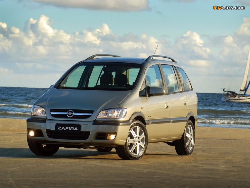 Photos of Chevrolet Zafira (A) 2004–12 (800 x 600)