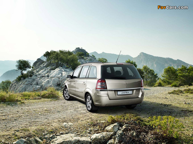 Chevrolet Zafira (B) 2008 wallpapers (640 x 480)