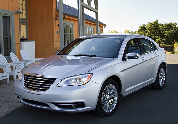 Chrysler 200 2010 pictures