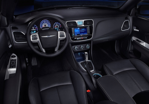 Chrysler 200 Convertible 2011 pictures