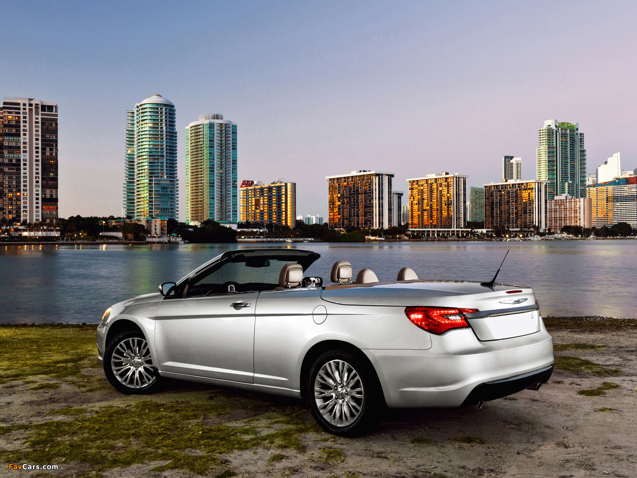 Chrysler 200 Convertible 2011 wallpapers (1280 x 960)