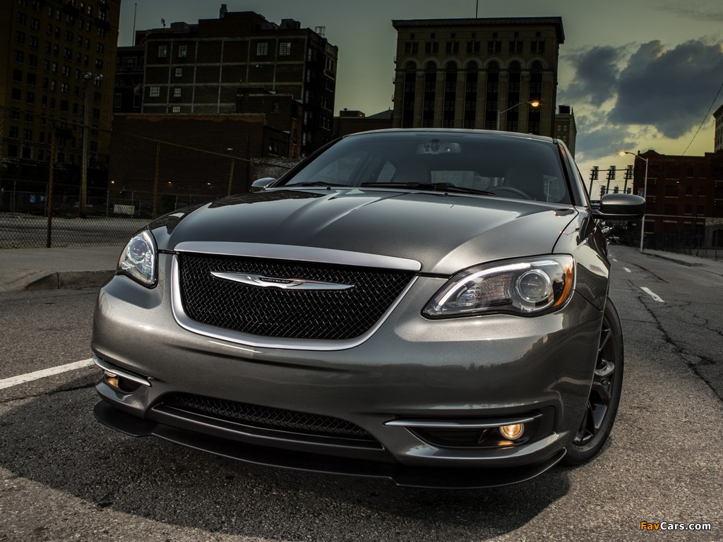 Chrysler 200S Special Edition (JS) 2013–14 photos (1024 x 768)