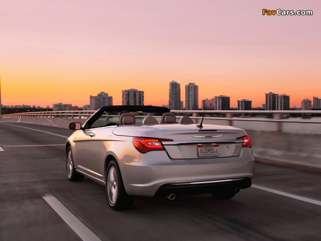 Images of Chrysler 200 Convertible 2011 (640 x 480)