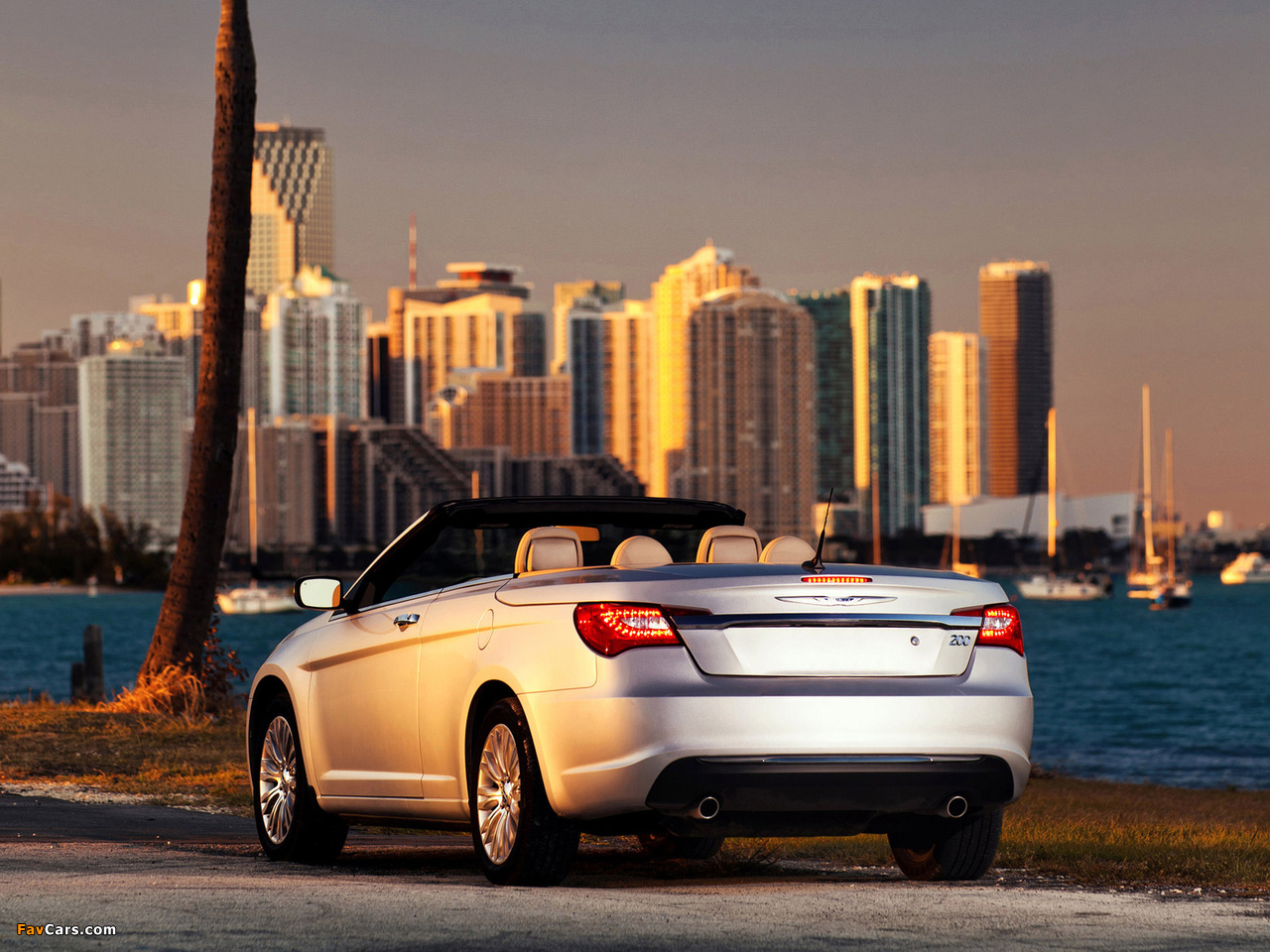 Images of Chrysler 200 Convertible 2011 (1280 x 960)