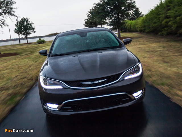 Images of Chrysler 200C 2014 (640 x 480)