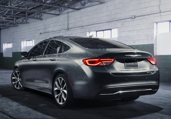 Pictures of Chrysler 200C 2014