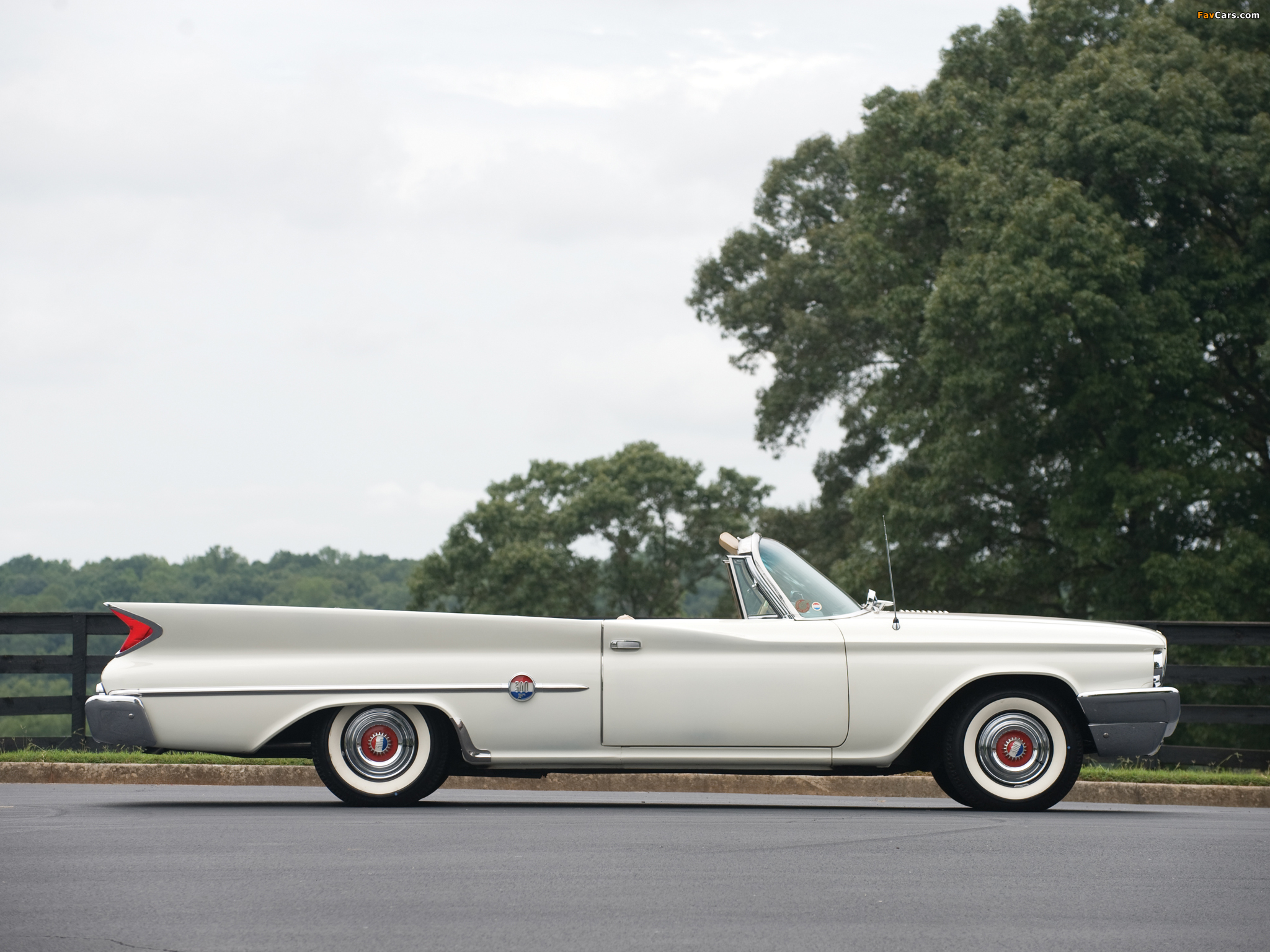 Chrysler 300F Convertible 1960 images (2048 x 1536)