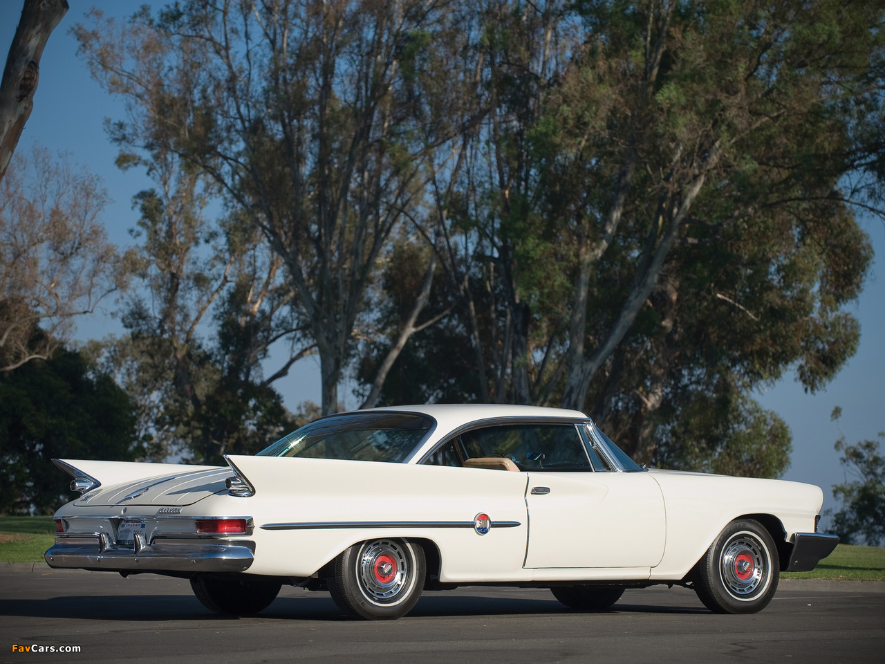 Chrysler 300G Hardtop Coupe (842) 1961 photos (1280 x 960)