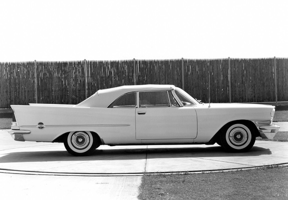 Chrysler 300C Convertible 1957 photos