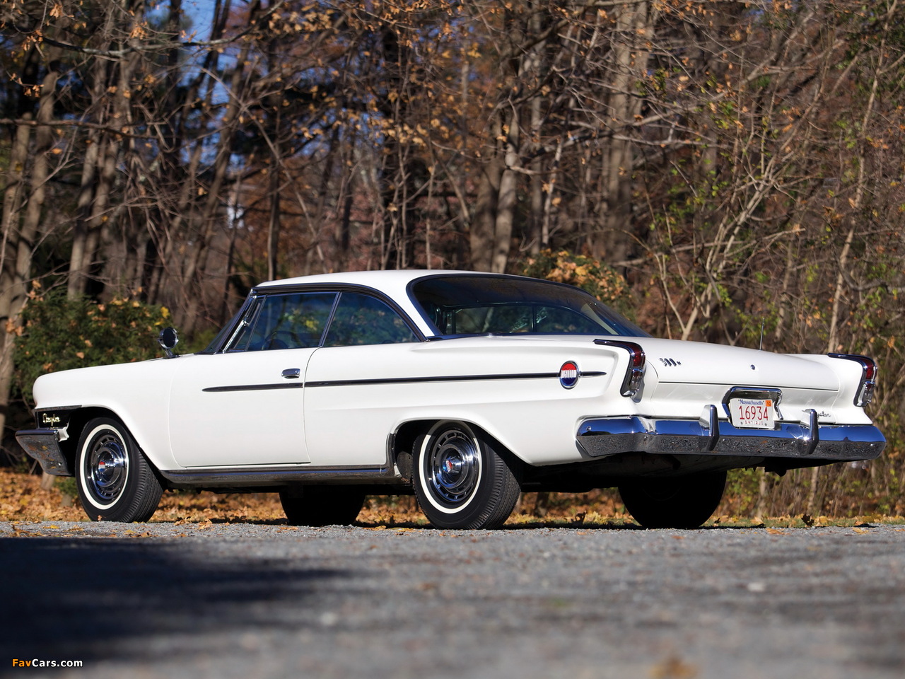 Images of Chrysler 300N Hardtop Coupe (842) 1962 (1280 x 960)
