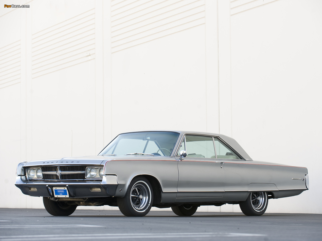 Images of Chrysler 300L Hardtop Coupe 1965 (1280 x 960)